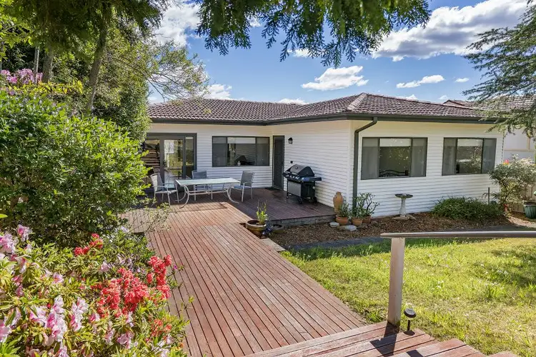 19 Joyce Avenue, Wyoming NSW 2250