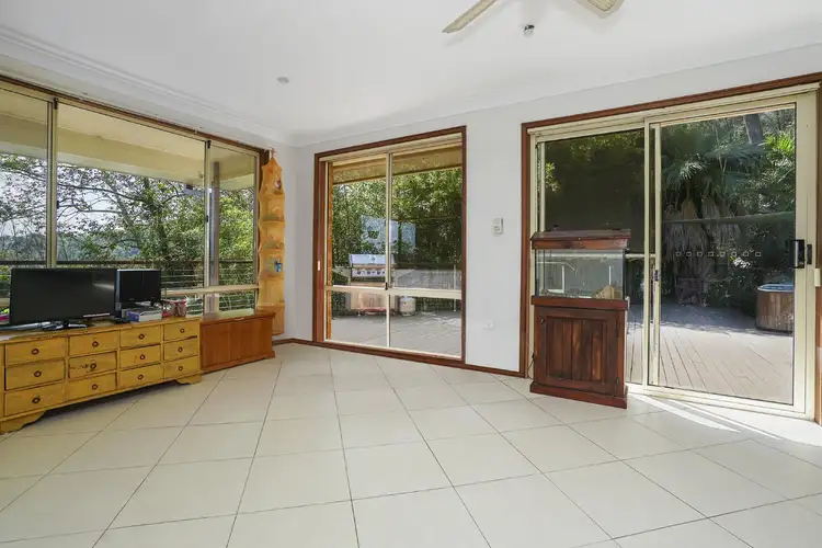 Sixth view of Homely house listing, 33 Emma James St, Springfield NSW 2250