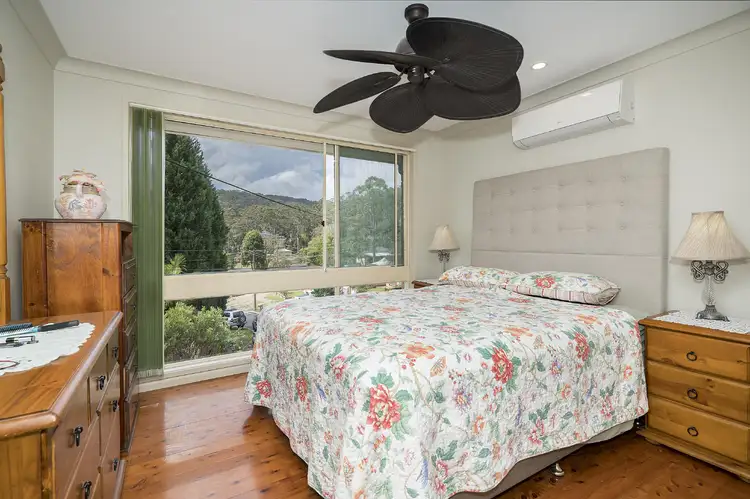 Fifth view of Homely house listing, 10 Hakea Cl, Wyoming NSW 2250