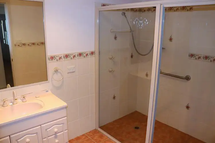 Sixth view of Homely unit listing, 5/2a Cloete Street, Young NSW 2594