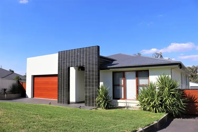 20 Jordan Place, Young NSW 2594