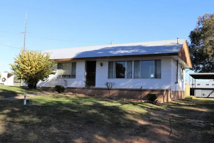 170 Chums Lane, Young NSW 2594