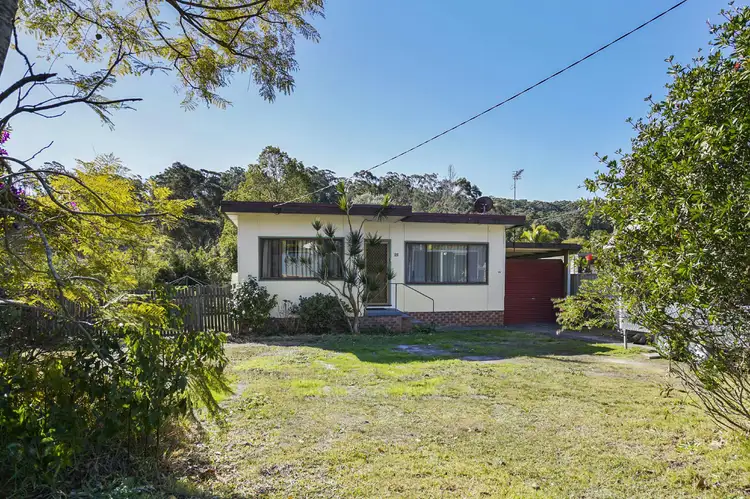 21 Dalton Street, Wyoming NSW 2250