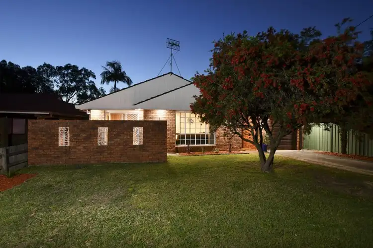 13 Honeysuckle Street, Umina Beach NSW 2257