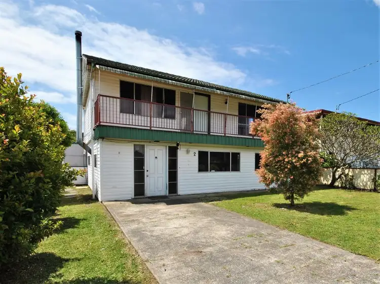 2 Barclay Avenue, Mannering Park NSW 2259