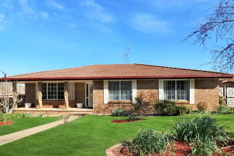 95 Thornhill Street, Young NSW 2594