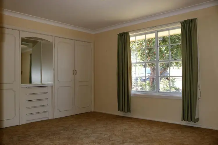 Fifth view of Homely house listing, 95 Thornhill Street, Young NSW 2594