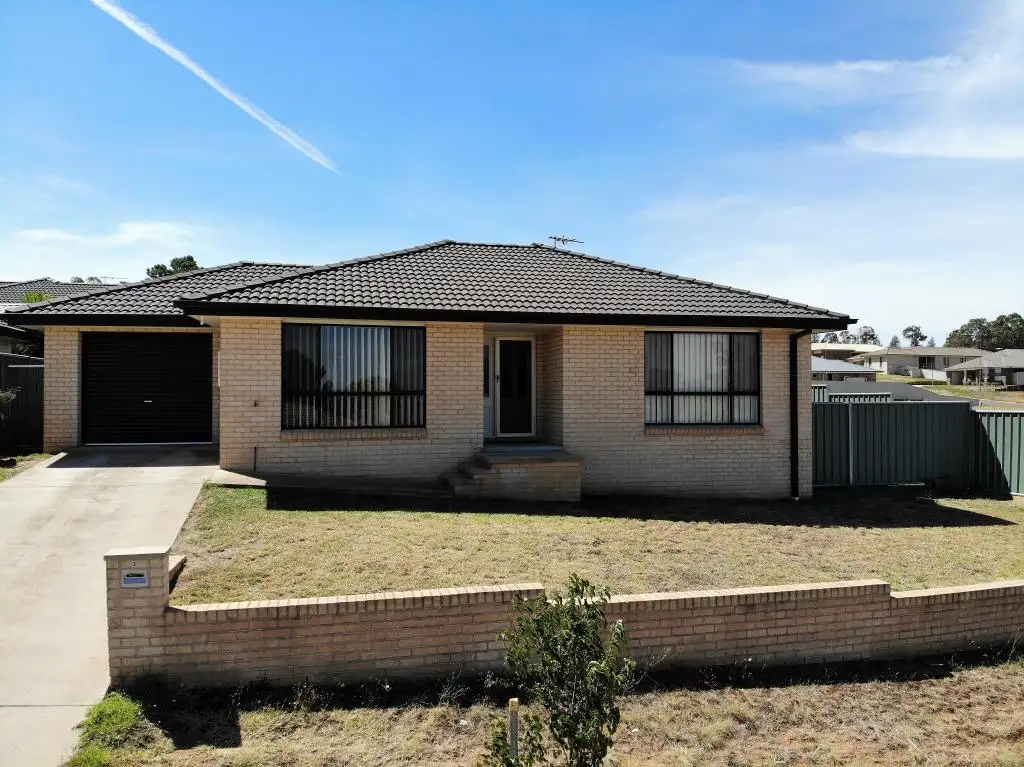 Main view of Homely townhouse listing, 3/1 Giugni Place, Young NSW 2594