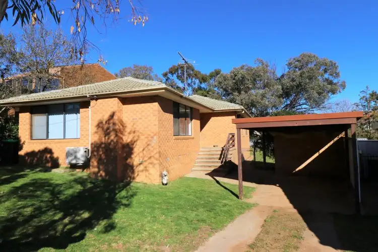19 Watson Street, Young NSW 2594