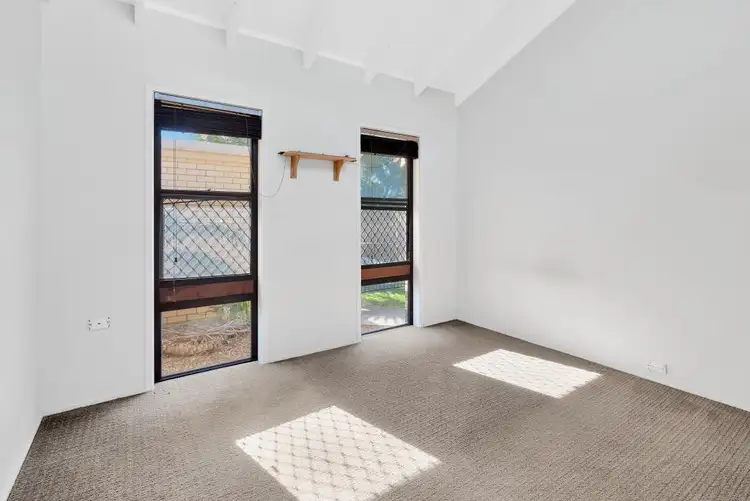 Sixth view of Homely house listing, 4 June Court, Miami QLD 4220