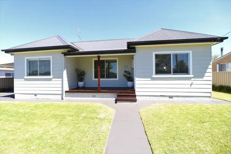 30 Demondrille Street, Young NSW 2594
