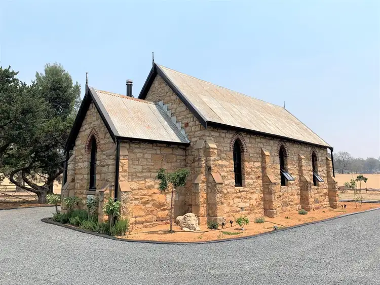 1123 Olympic Highway, Young NSW 2594