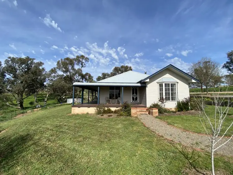 88 Burrows Road Burrangong via,, Young NSW 2594