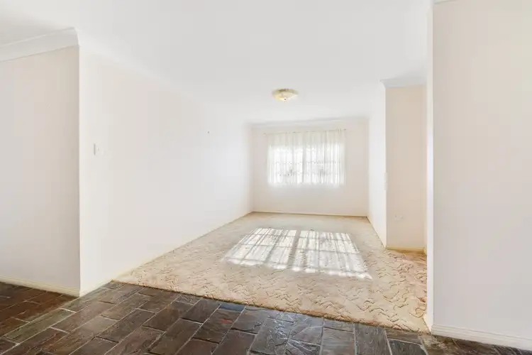 Sixth view of Homely house listing, 4 Lauren Close, Green Point NSW 2251