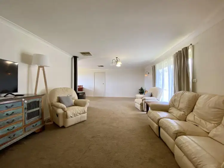 Fifth view of Homely other listing, 286 Henry Lawson Way, Young NSW 2594