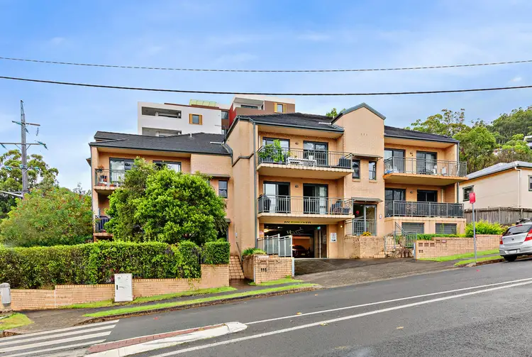2/111 Faunce Street (West), Gosford NSW 2250