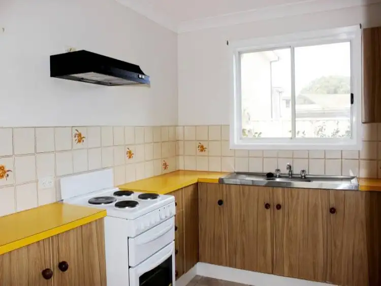 Seventh view of Homely townhouse listing, 2/14 Picnic Pde, Ettalong Beach NSW 2257
