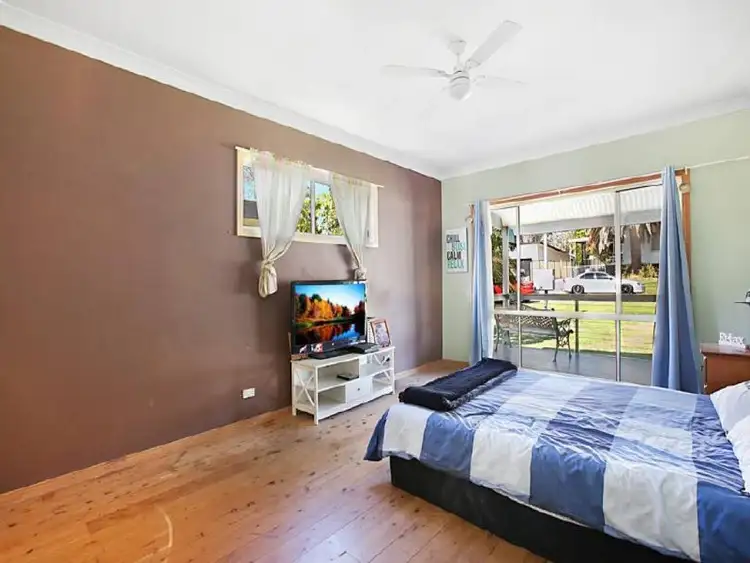 Fourth view of Homely house listing, 11 Frederick Street, Windermere Park NSW 2264