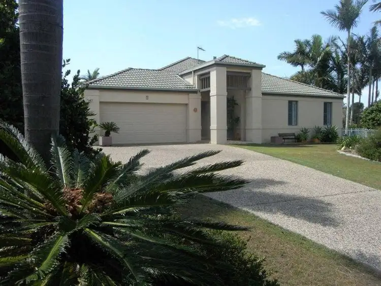 10 Piccadilly Drive, Southside QLD 4570