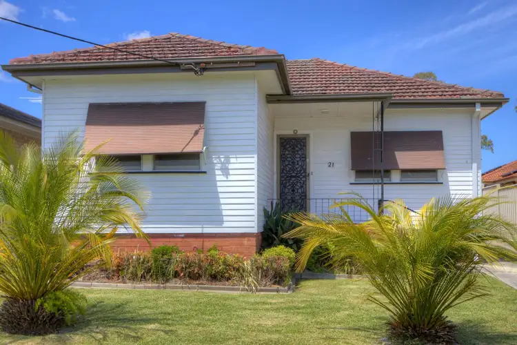 Main view of Homely house listing, 21 Pendle Way, Pendle Hill NSW 2145