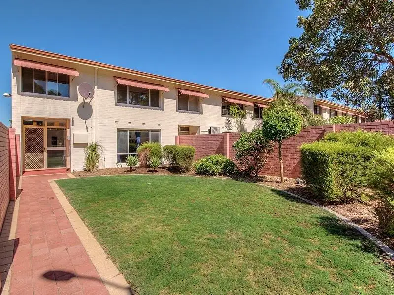 Main view of Homely house listing, 16 Roach Place, Orelia WA 6167