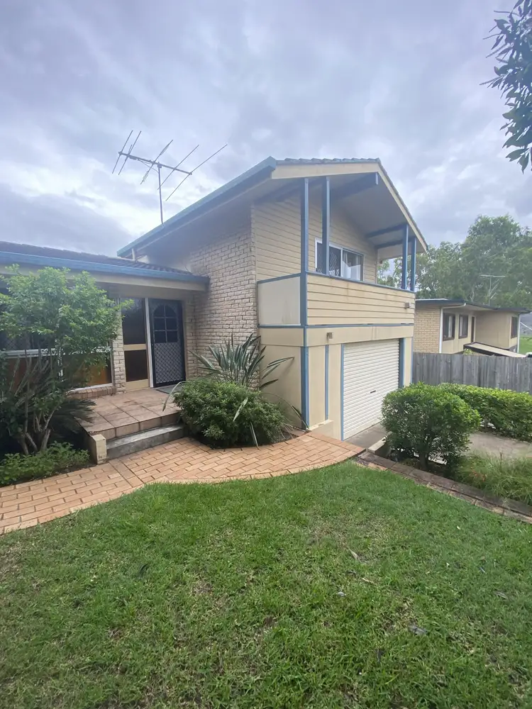 10 Leckmy St, Ferny Grove QLD 4055