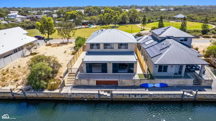 14 Bluemanna Drive