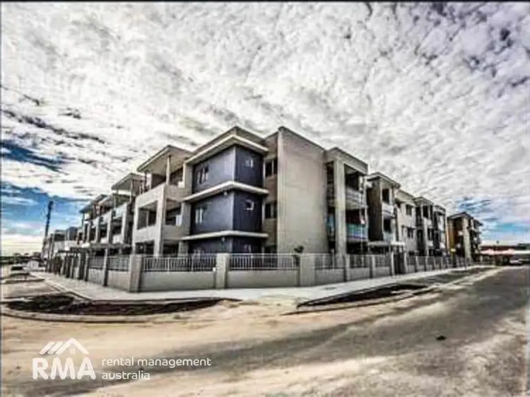 13/3 Villa Pass, Ellenbrook WA 6069