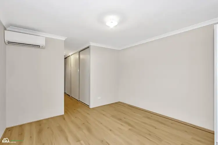 Fifth view of Homely semi-detached listing, 10A Tangelo Grove, South Yunderup WA 6208
