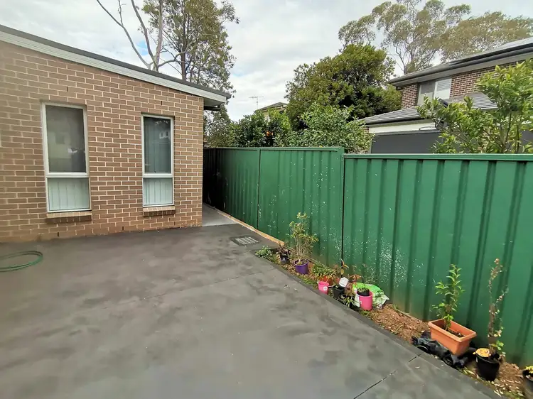 2a Hopkins Street, Wentworthville NSW 2145