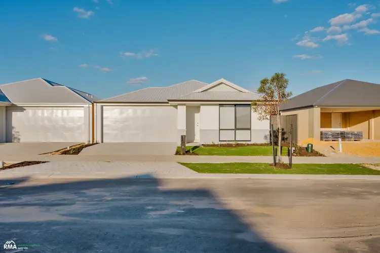 6 Capitola Way, Madora Bay WA 6210