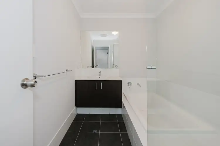 Third view of Homely semi-detached listing, 88 Sharperton Meander, Dudley Park WA 6210
