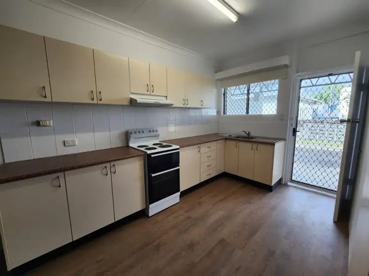 Second view of Homely house listing, 3/2 Echlin Street, West End QLD 4810