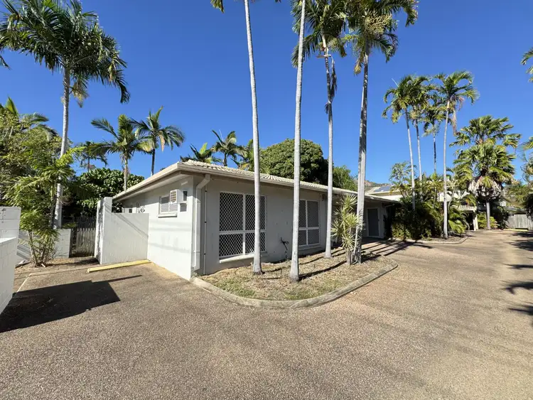 1/114 Mitchell Street, North Ward QLD 4810