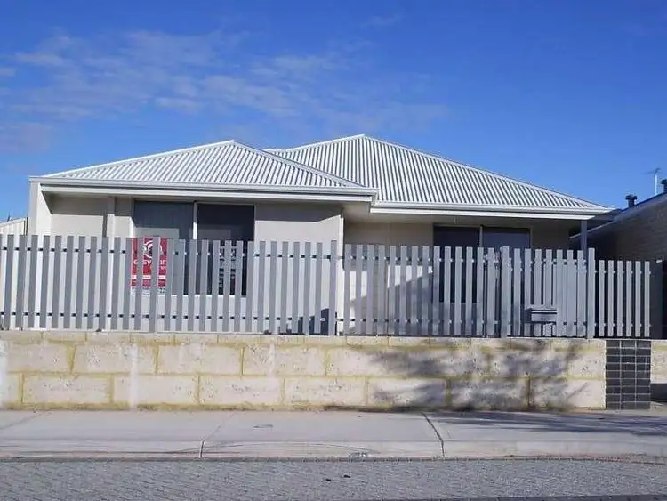 24 Carlindie Parkway, Golden Bay WA 6174