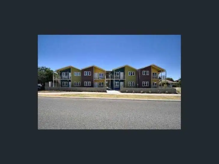 7/18 Thorpe Street, Rockingham WA 6168