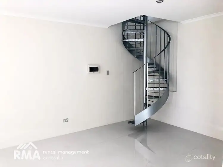 Fourth view of Homely unit listing, 1/3 Bellion Drive, Hamilton Hill WA 6163