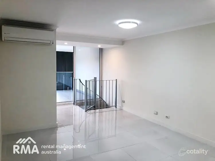 Fifth view of Homely unit listing, 1/3 Bellion Drive, Hamilton Hill WA 6163