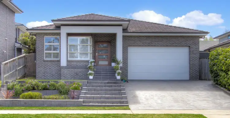 37 Mapleton Ave, North Kellyville NSW 2155