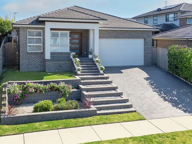 37 Mapleton Ave, North Kellyville NSW 2155