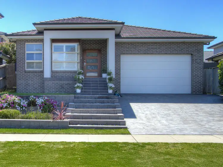 37 Mapleton Ave, North Kellyville NSW 2155