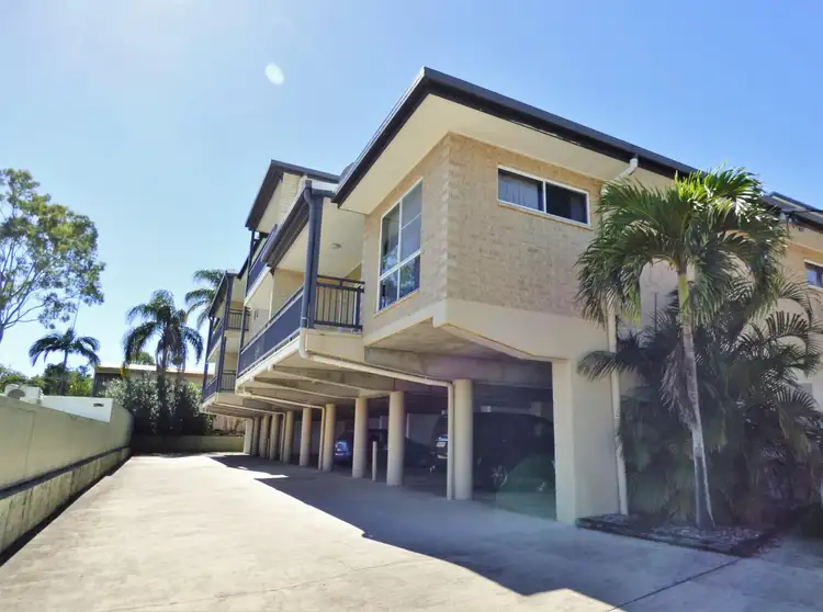 6/1 Adina Street, Cannonvale QLD 4802