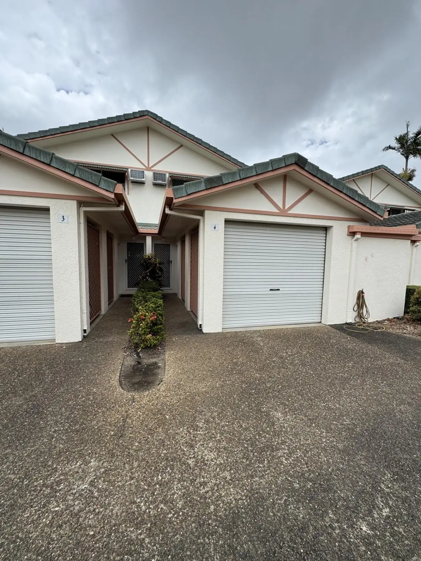 Main view of Homely unit listing, 4/21 Tuffley Street, West End QLD 4810