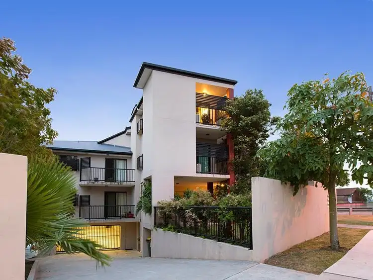 8/1 Sylvia Street, Camp Hill QLD 4152