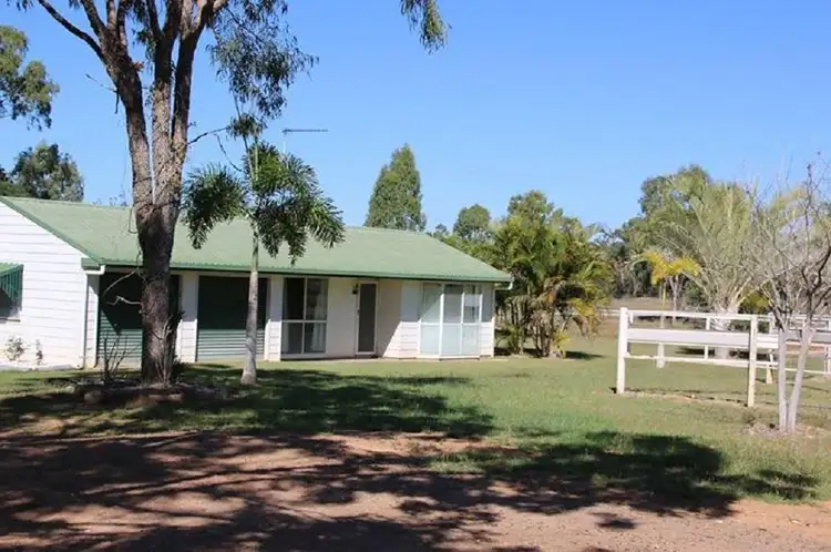 * Bluff Road, Broughton QLD 4820