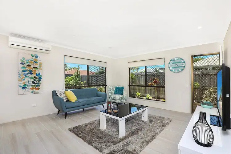 2/5 Caldwell Street, Golden Beach QLD 4551