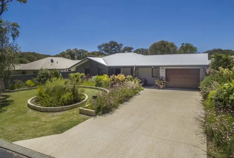 17 Harwood Road, Geographe WA 6280