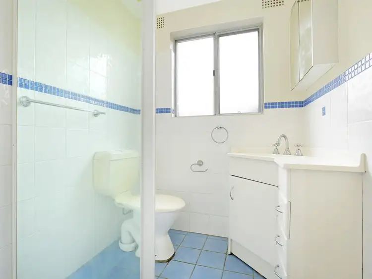 Sixth view of Homely block of units listing, 19 Bruce Street, Unanderra NSW 2526