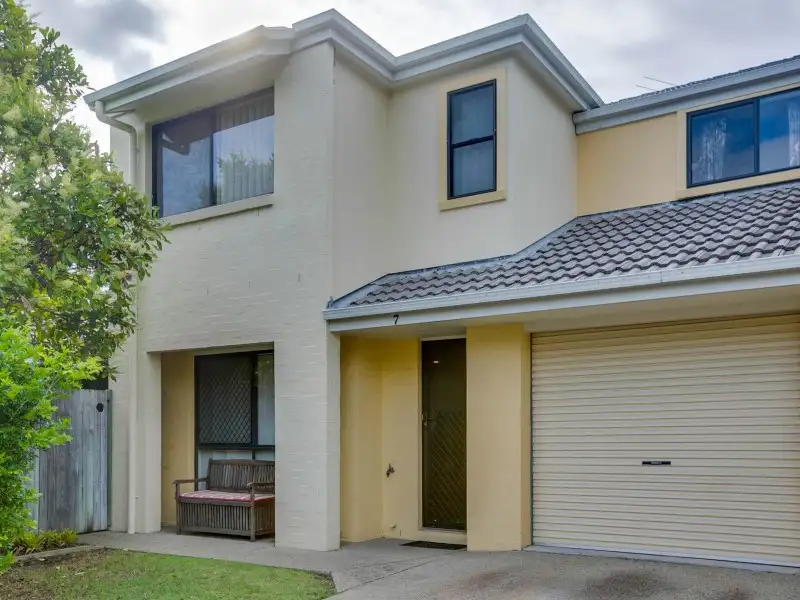 Main view of Homely townhouse listing, 7/583 Wondall Road, Tingalpa QLD 4173