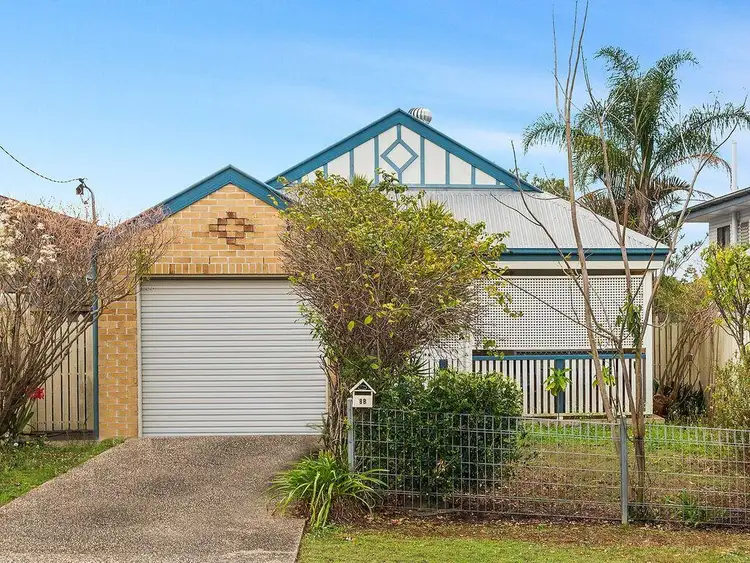 8b Gray Street, Carina QLD 4152
